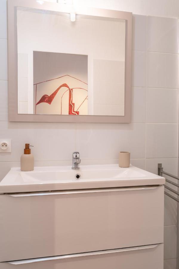 L'Atelier D'Artiste - Refuge Boheme Et Creatif Apartment Toulon Bagian luar foto