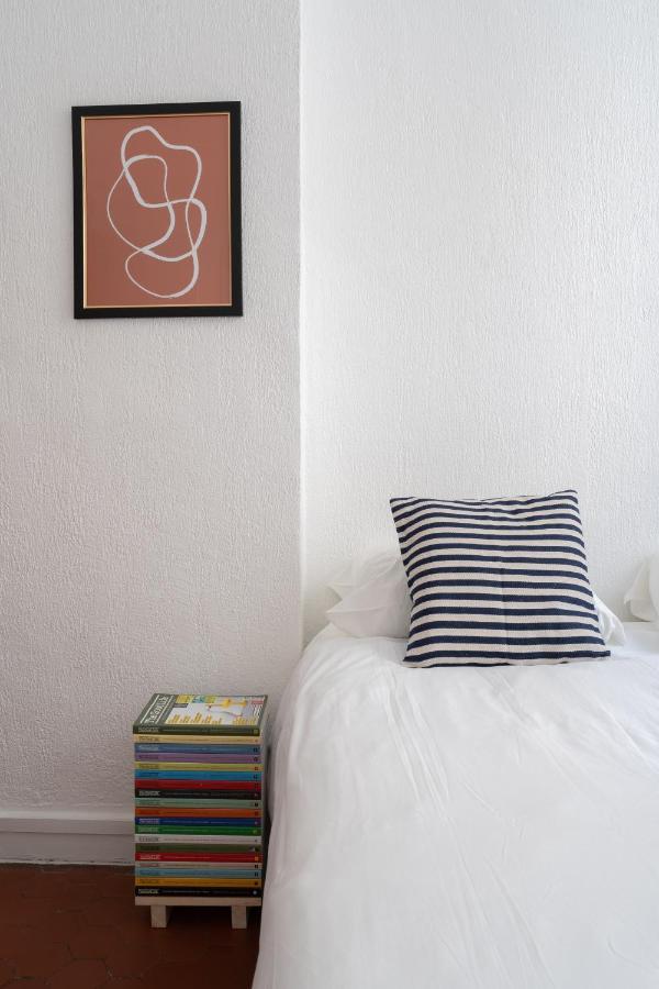 L'Atelier D'Artiste - Refuge Boheme Et Creatif Apartment Toulon Bagian luar foto